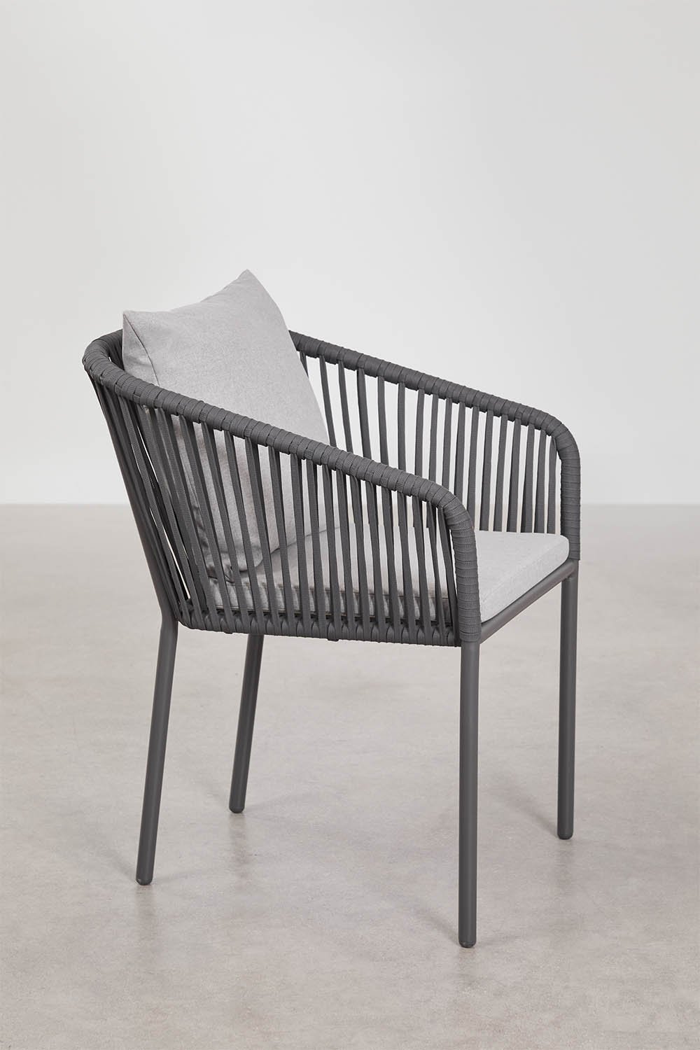 Pack of 2 dining chairs with armrests in braided rope Arhiza Classic, gallery image 2