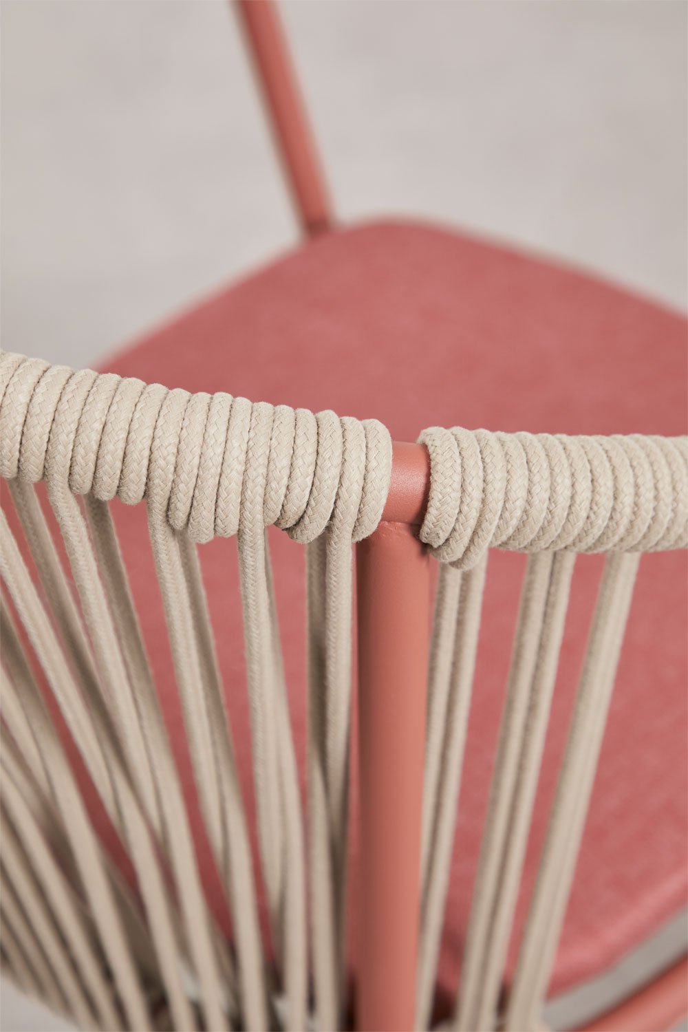 Pack of 2 stackable dining chairs in steel and braided rope Oklahoma, gallery image 5