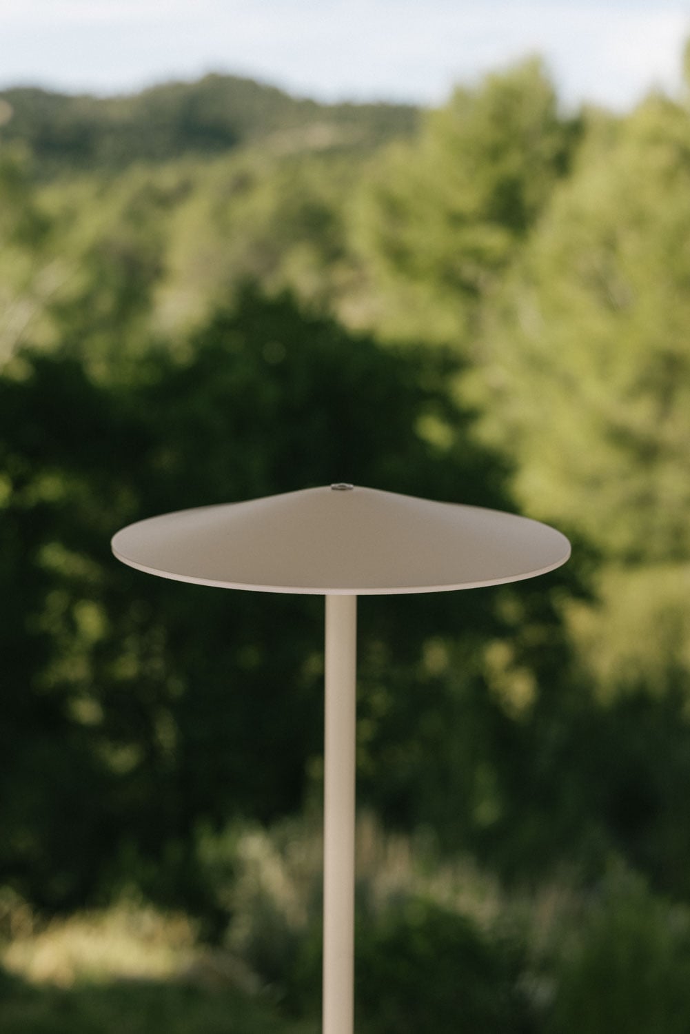 Wireless LED Outdoor Floor Lamp in Iron Emilein, gallery image 2