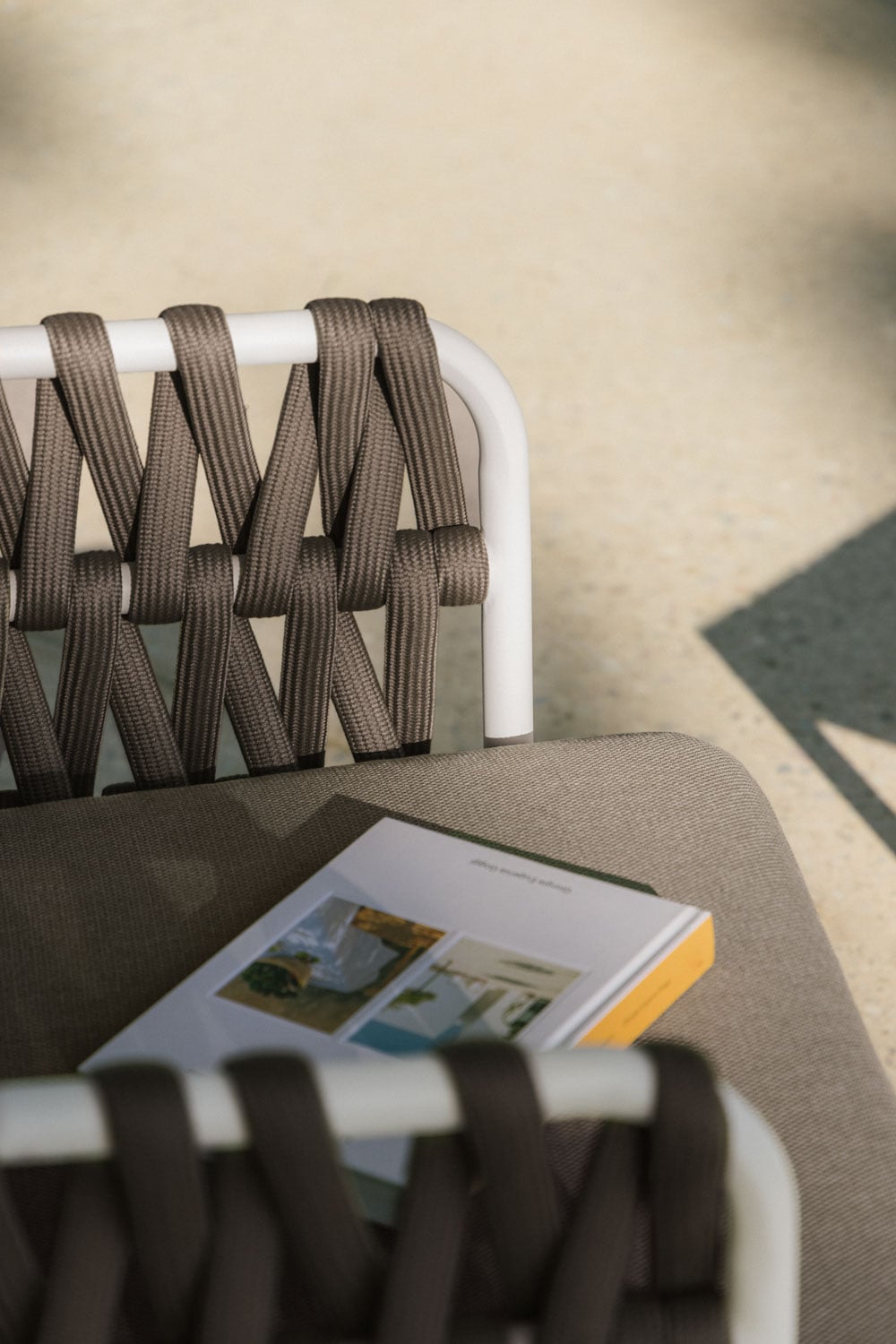 Tevary garden armchair in aluminum and braided rope, gallery image 2