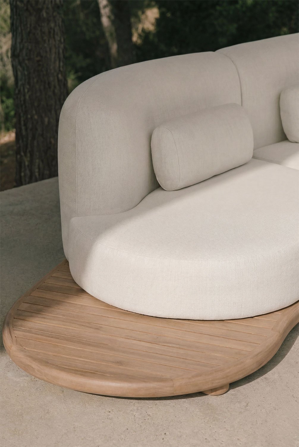 Gerard 3-piece right chaise lounge modular sofa garden set with 2 acacia wood coffee tables, gallery image 2