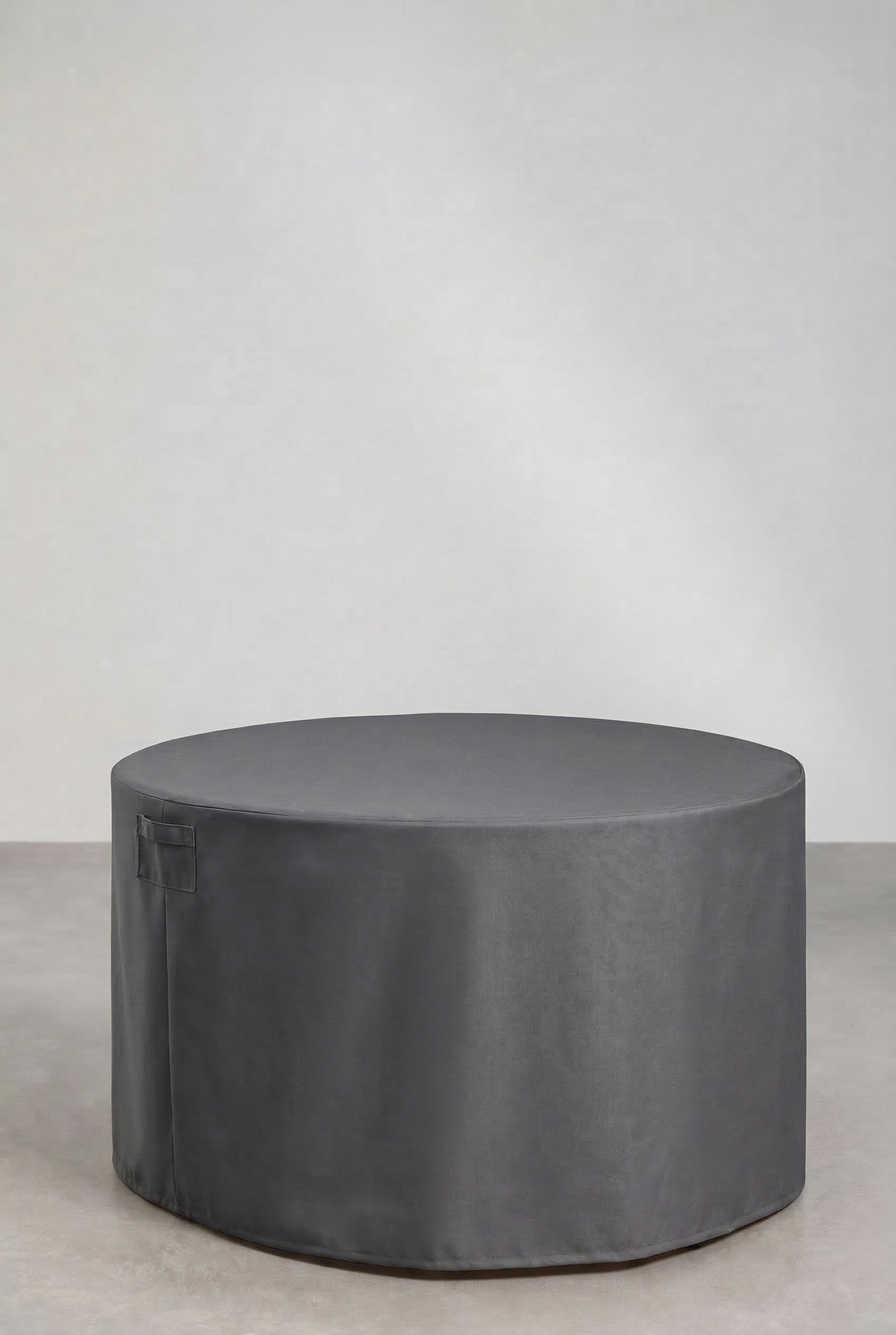 Round Otley garden table protective cover, gallery image 1