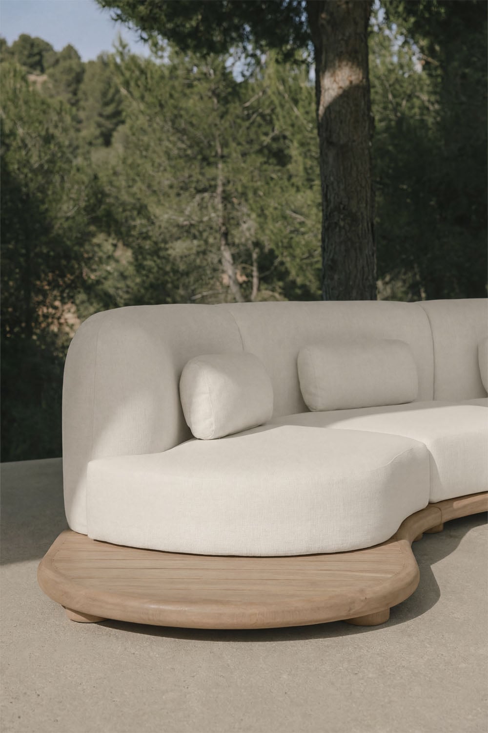 Gerard 4-piece garden set with right modular chaise longue sofa and 2 acacia wood coffee tables, gallery image 2