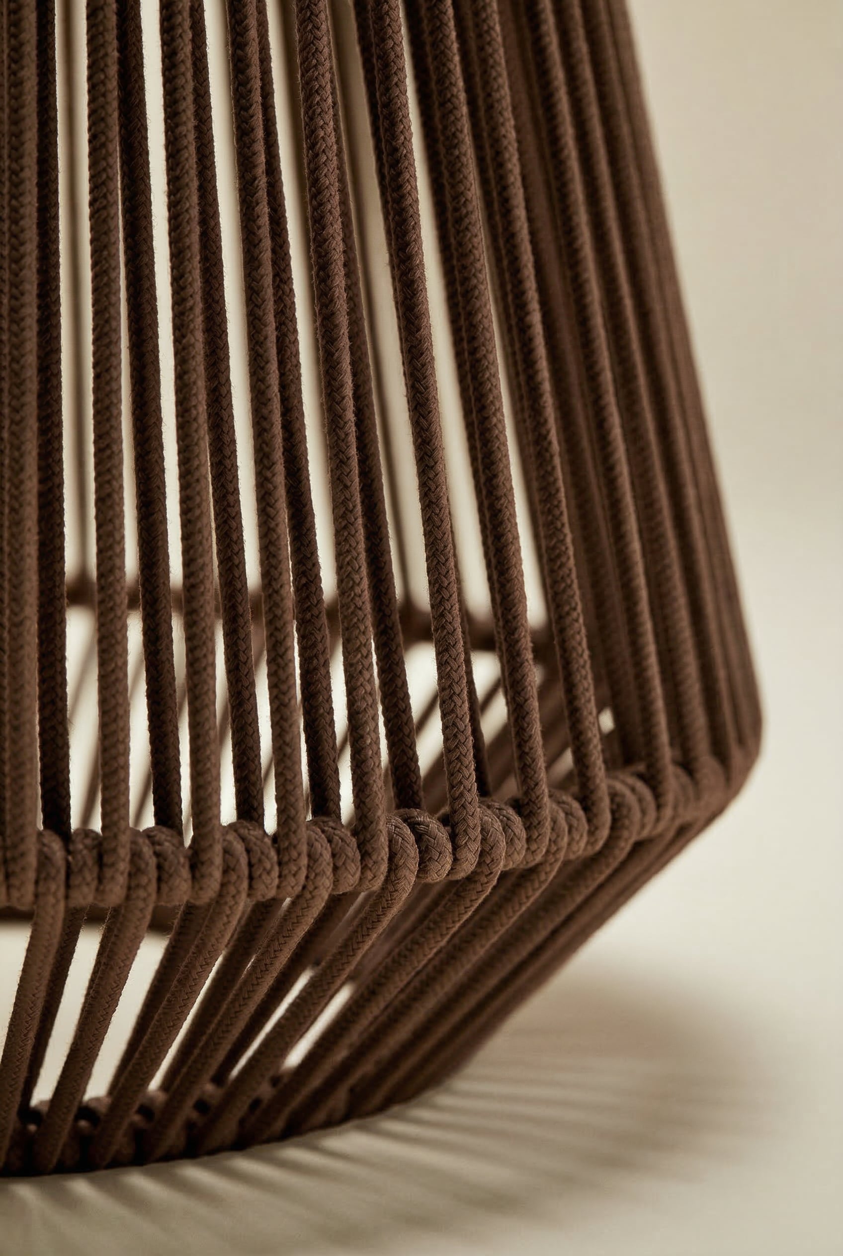 Wireless LED Solar Outdoor Table Lamp in Iron and Braided Rope Liberian, gallery image 4