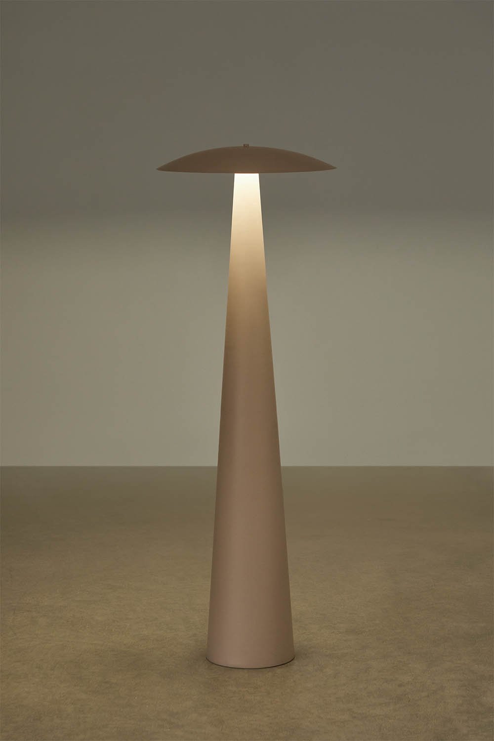 Wireless LED outdoor floor lamp in iron Irune, gallery image 3