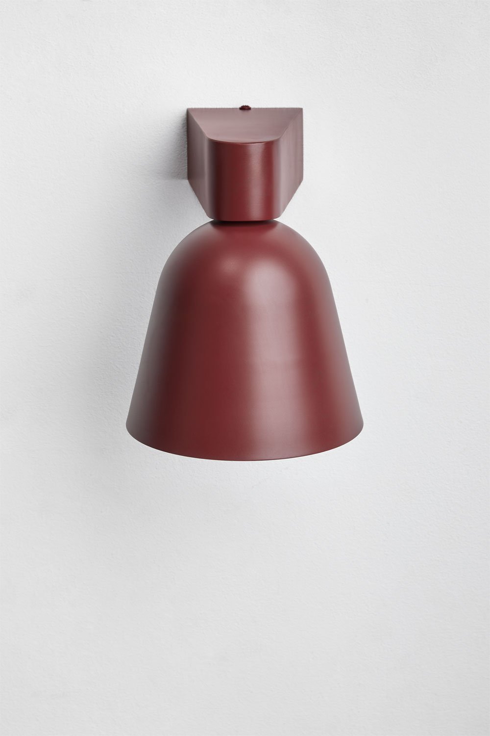 Briavel iron wall sconce, gallery image 3