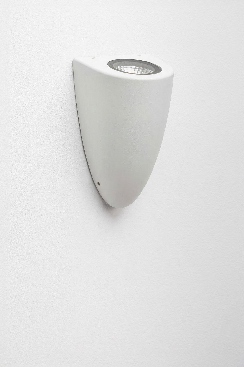 Seattle outdoor wall light in aluminum, gallery image 1