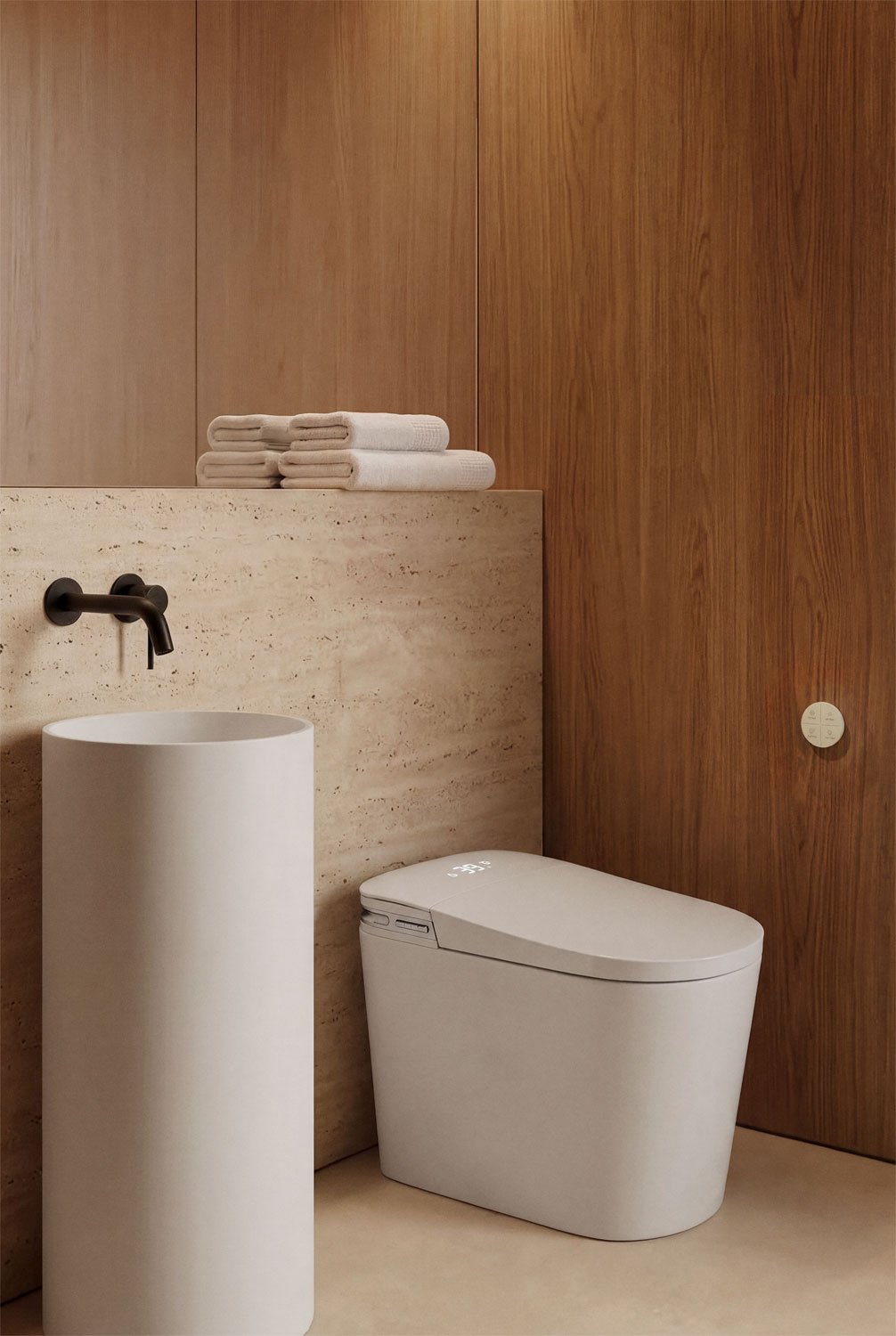 Saloa Basic ceramic smart toilet, gallery image 1