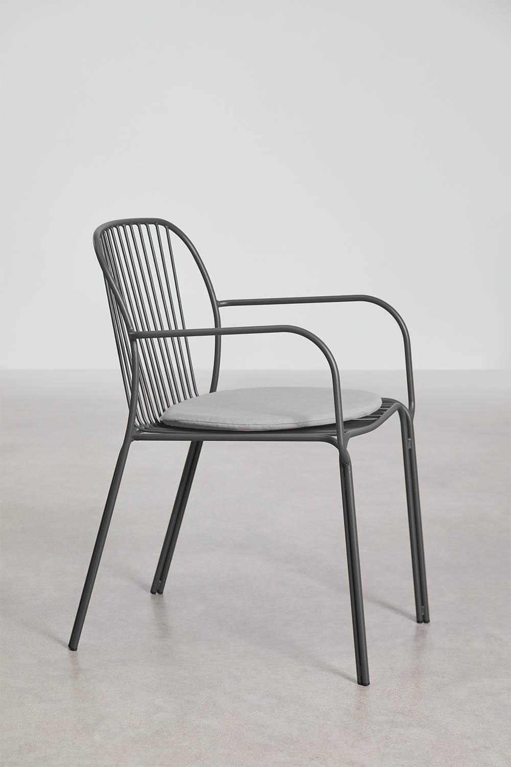 Begur 145-200x145 cm extendable aluminum table set and 8 Anerina garden chairs with armrests in steel, gallery image 9