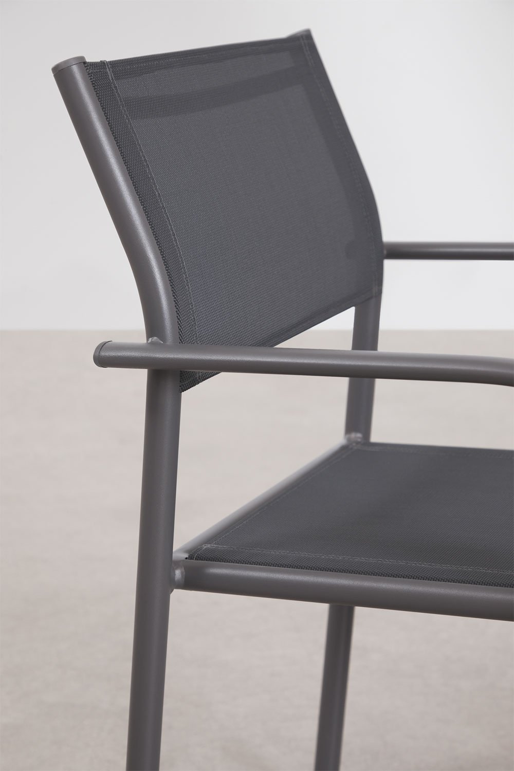 Rectangular 200x95 cm Brinela aluminum table set and 8 stackable Olenia aluminum garden chairs with armrests, gallery image 10