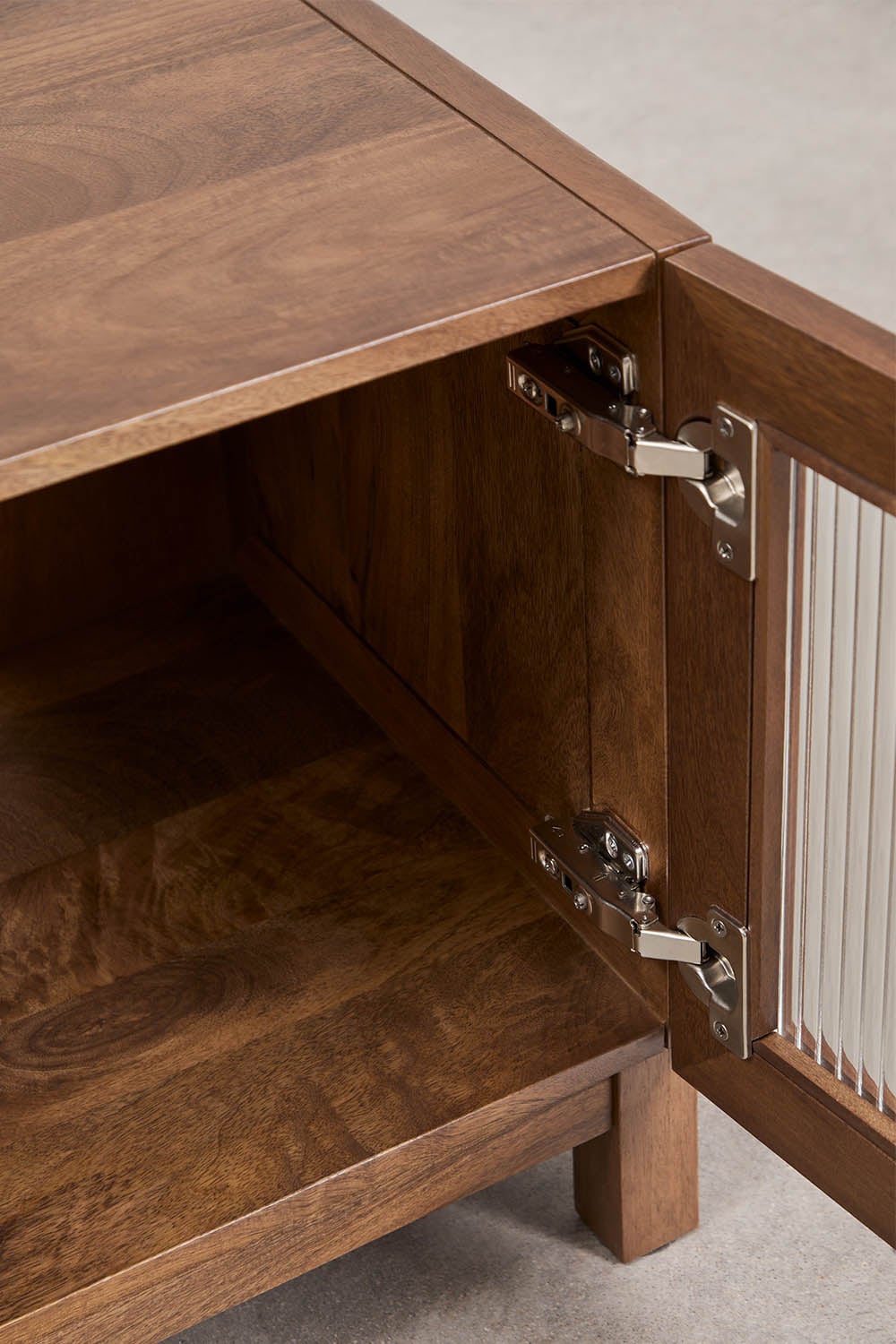 Square bedside table 45x45 cm in mango wood and glass Ildara, gallery image 7