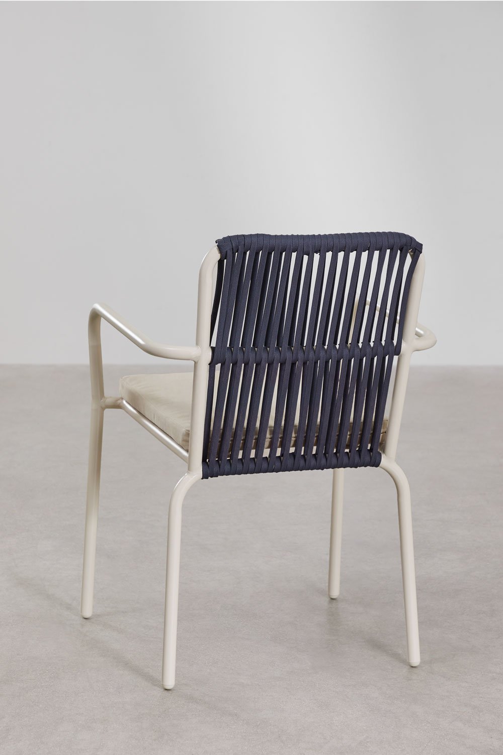 Stackable garden chair with aluminum armrests Alberta, gallery image 5