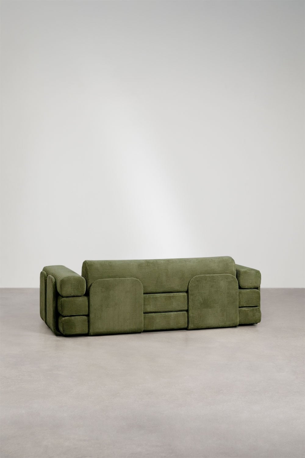 Vacuum-packed 2-seater velvet sofa bed Paoly, gallery image 4