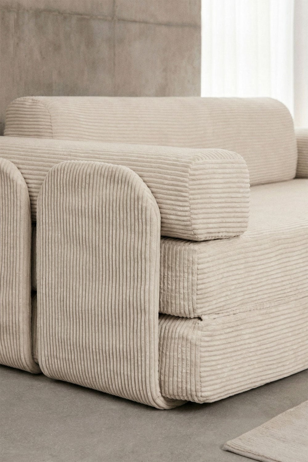 Vacuum-packed 2-seater velvet sofa bed Paoly, gallery image 2