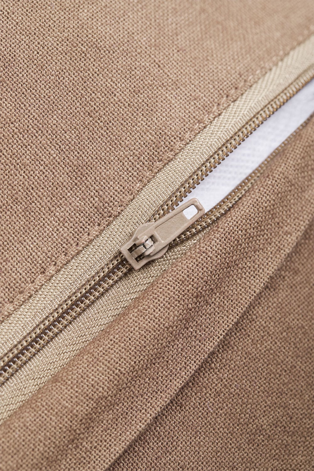 Square cushion 45x45 cm in Kovey cotton, gallery image 6