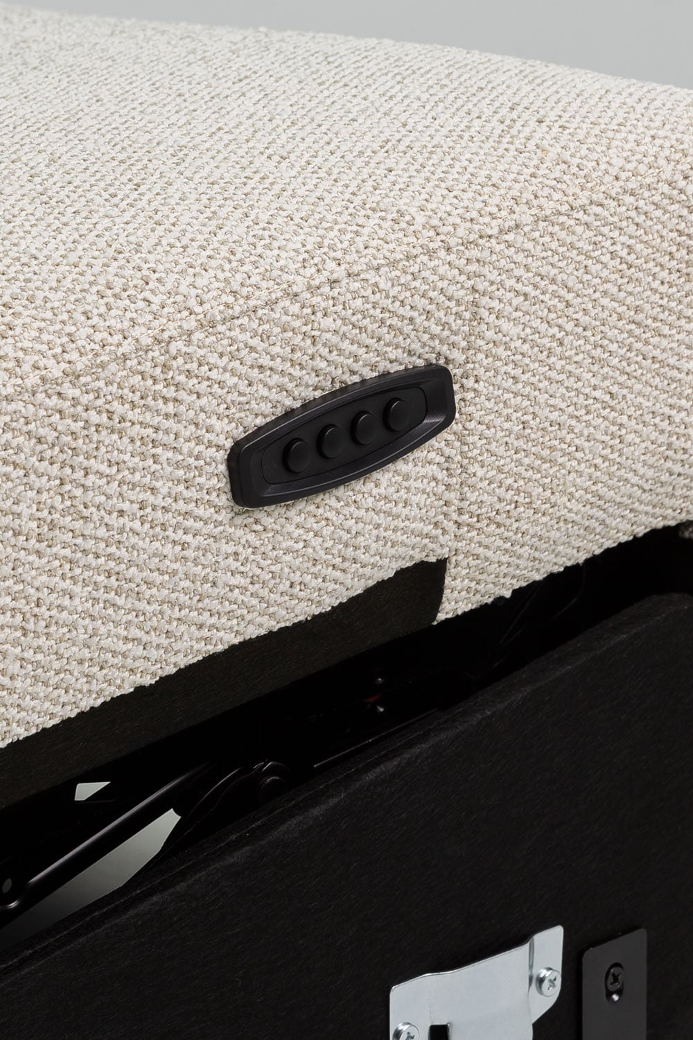 5-seater electric reclining sofa upholstered in Peggy, gallery image 16