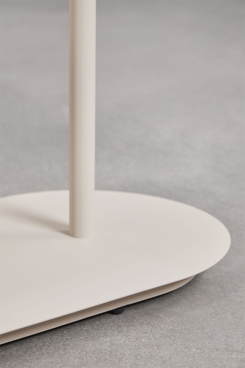 Isalune iron standing coat rack with umbrella stand, gallery image 4