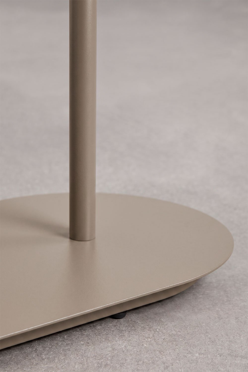 Isalune iron standing coat rack with umbrella stand, gallery image 4