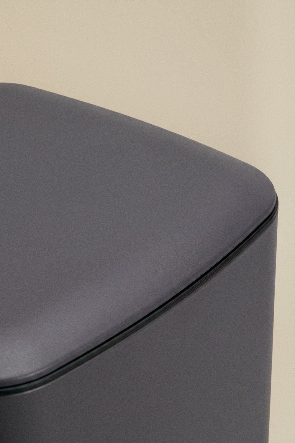 Outdoor pedal bin in Sosuina steel, gallery image 3