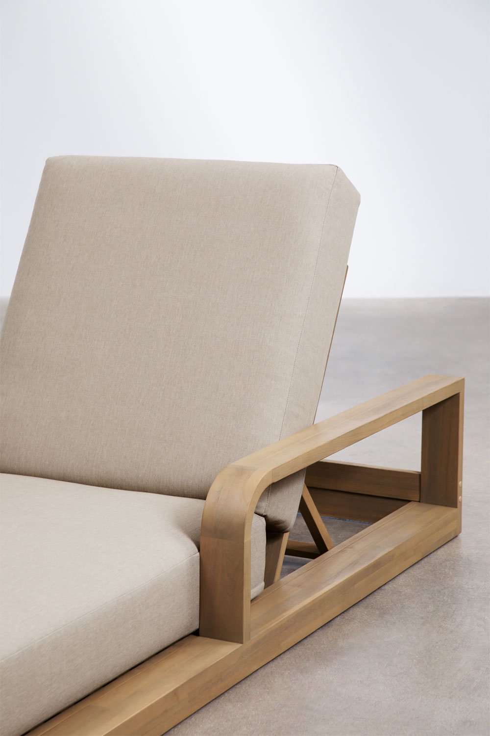 Brivori acacia wood reclining sun lounger, gallery image 5