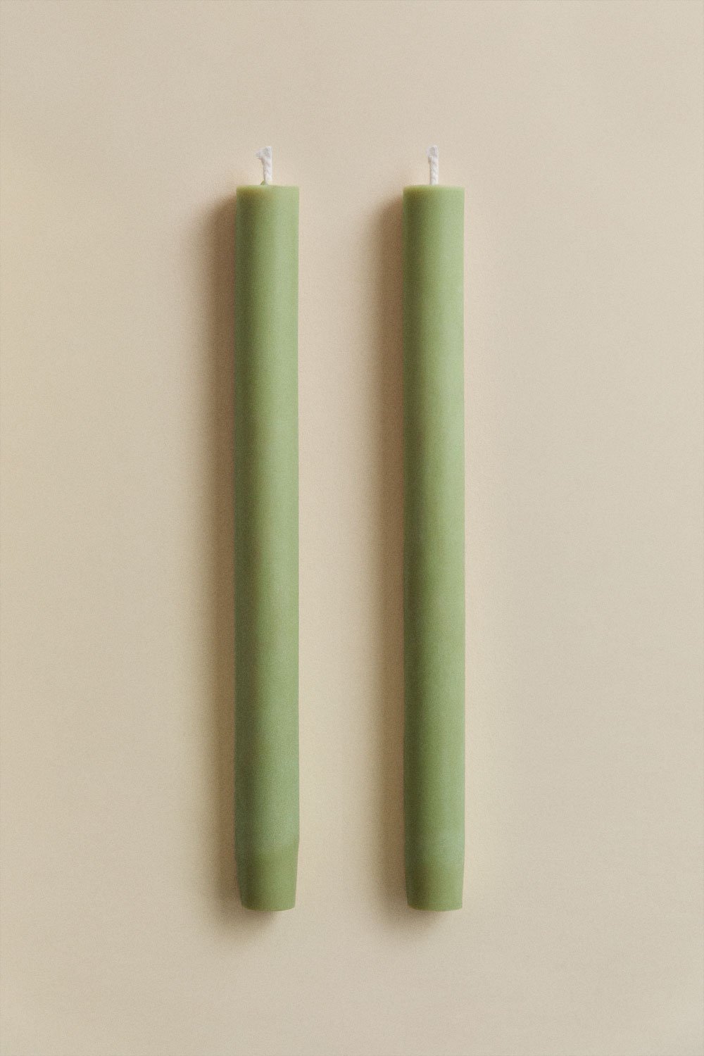 Pack of 2 Soraia decorative candles, gallery image 2