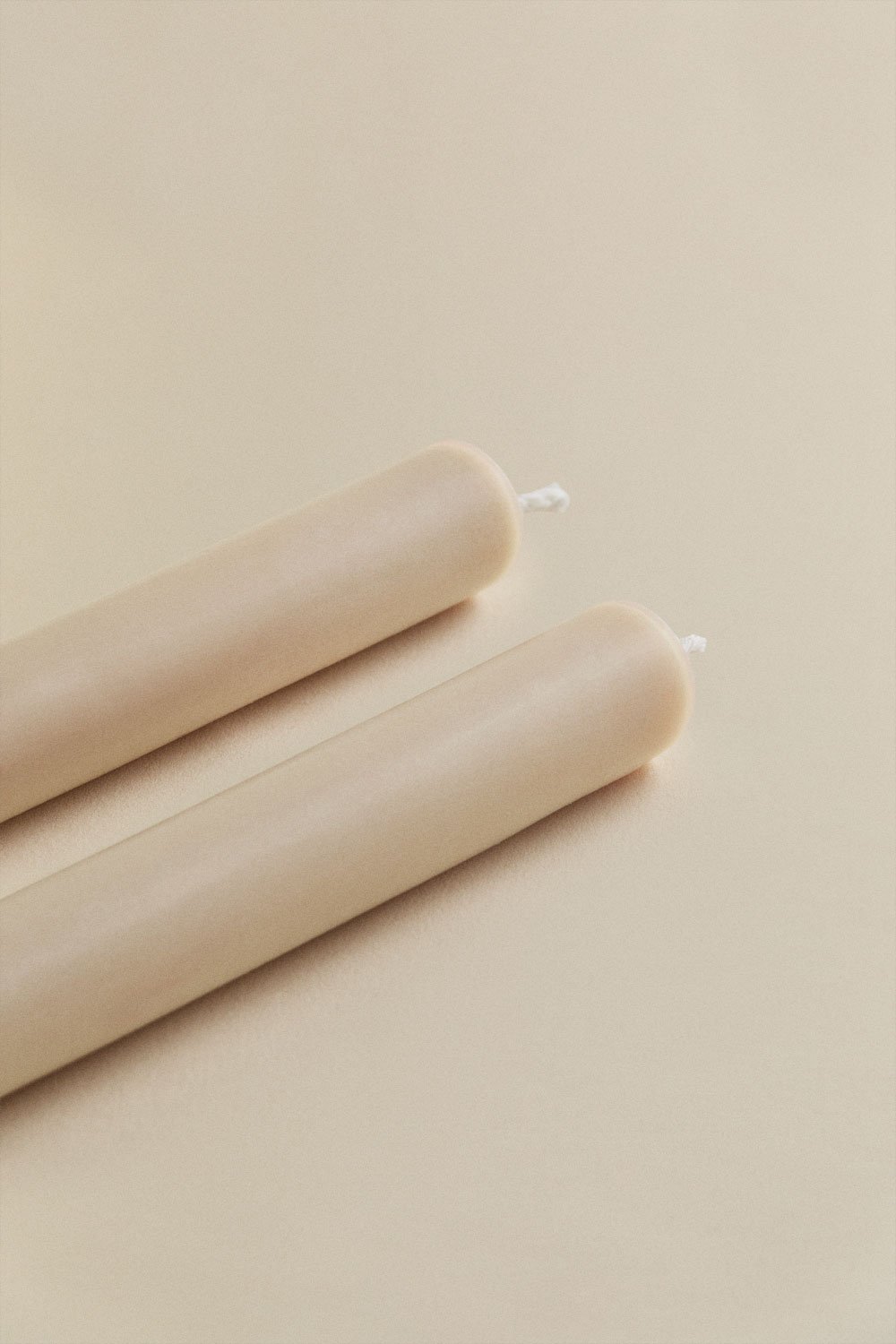 Pack of 2 Soraia decorative candles, gallery image 3