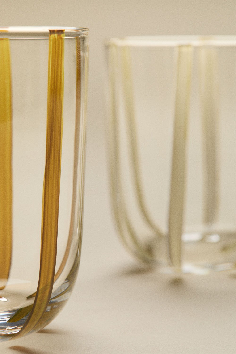 Pack of 4 glasses 28.5 cl in Jalviana glass, gallery image 6