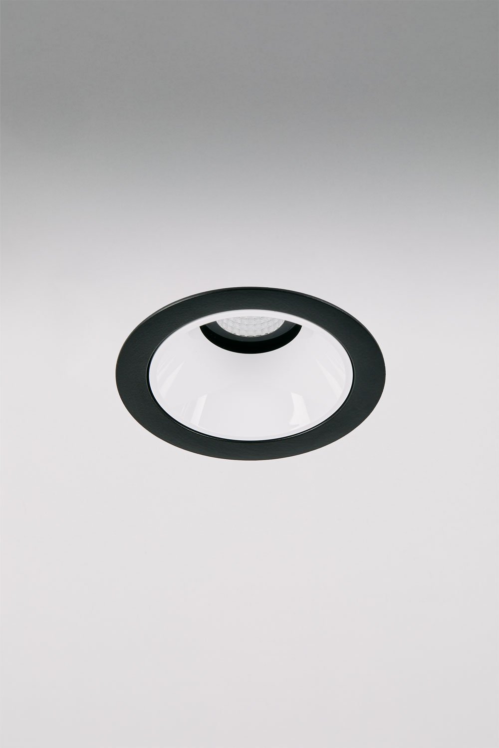 Recessed LED downlight with round frame Ø7 cm in aluminum Luisiana, imagen de galeria 1