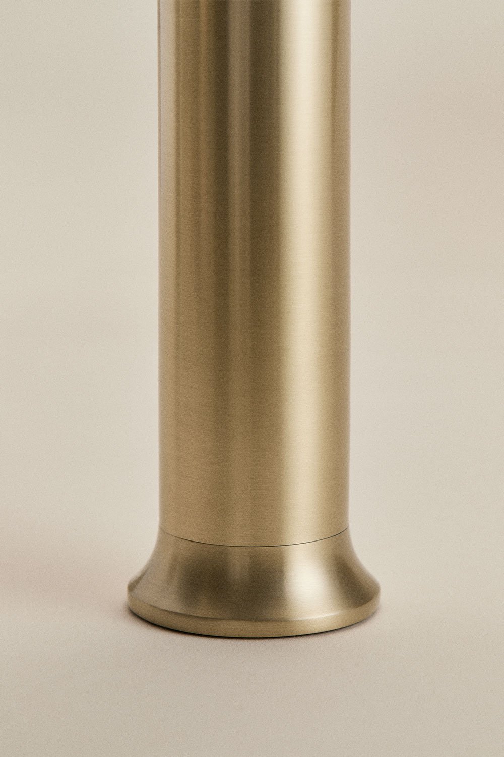 Alejandra brass basin faucet, gallery image 3