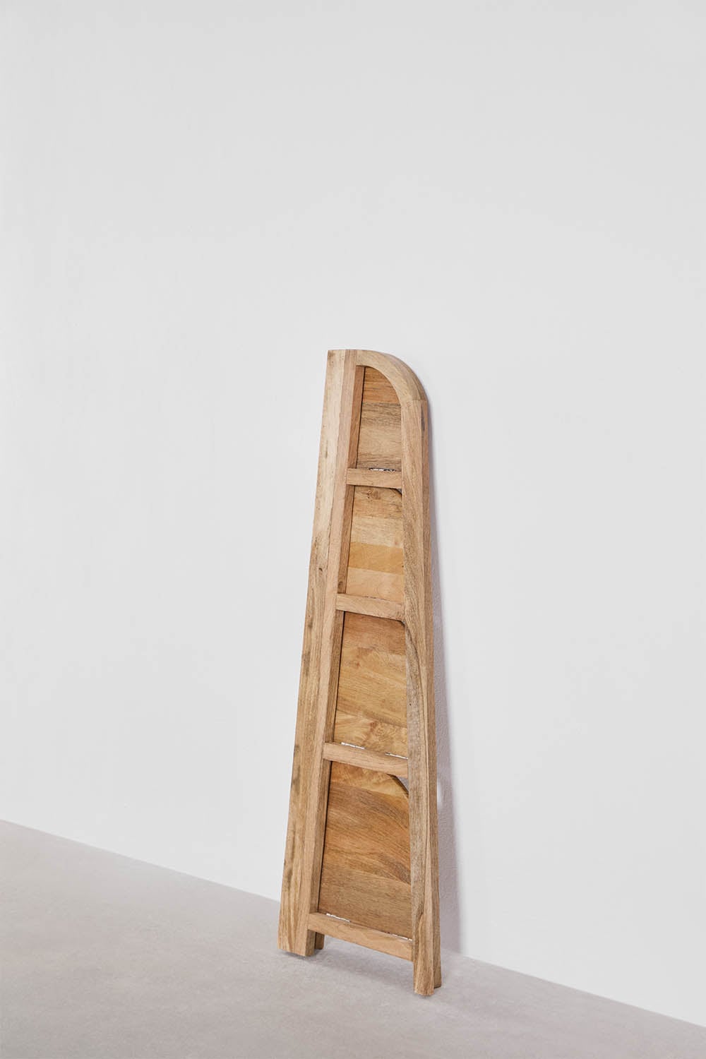 Shelby mango wood corner shelf, gallery image 2