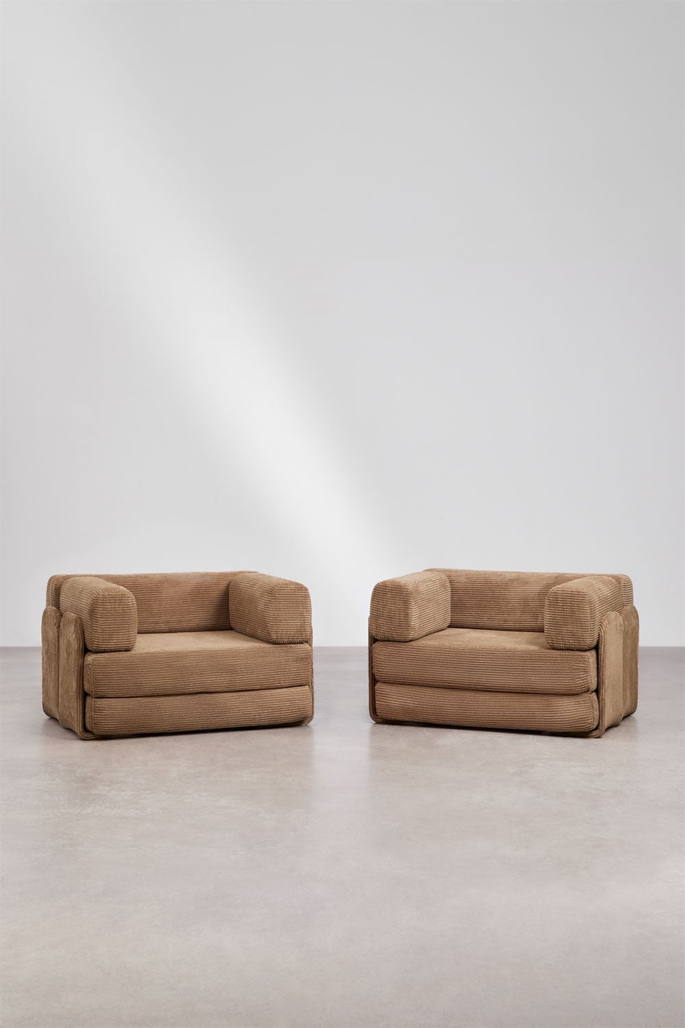 Pack of 2 vacuum-packed velvet sofa beds Kyoto, gallery image 1