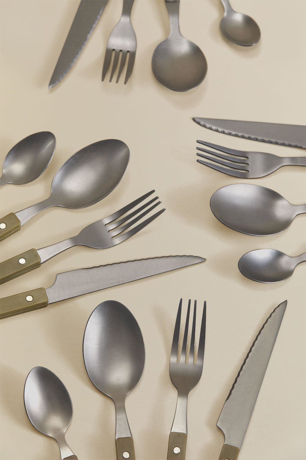 16-piece stainless steel cutlery set Tirvola, gallery image 3