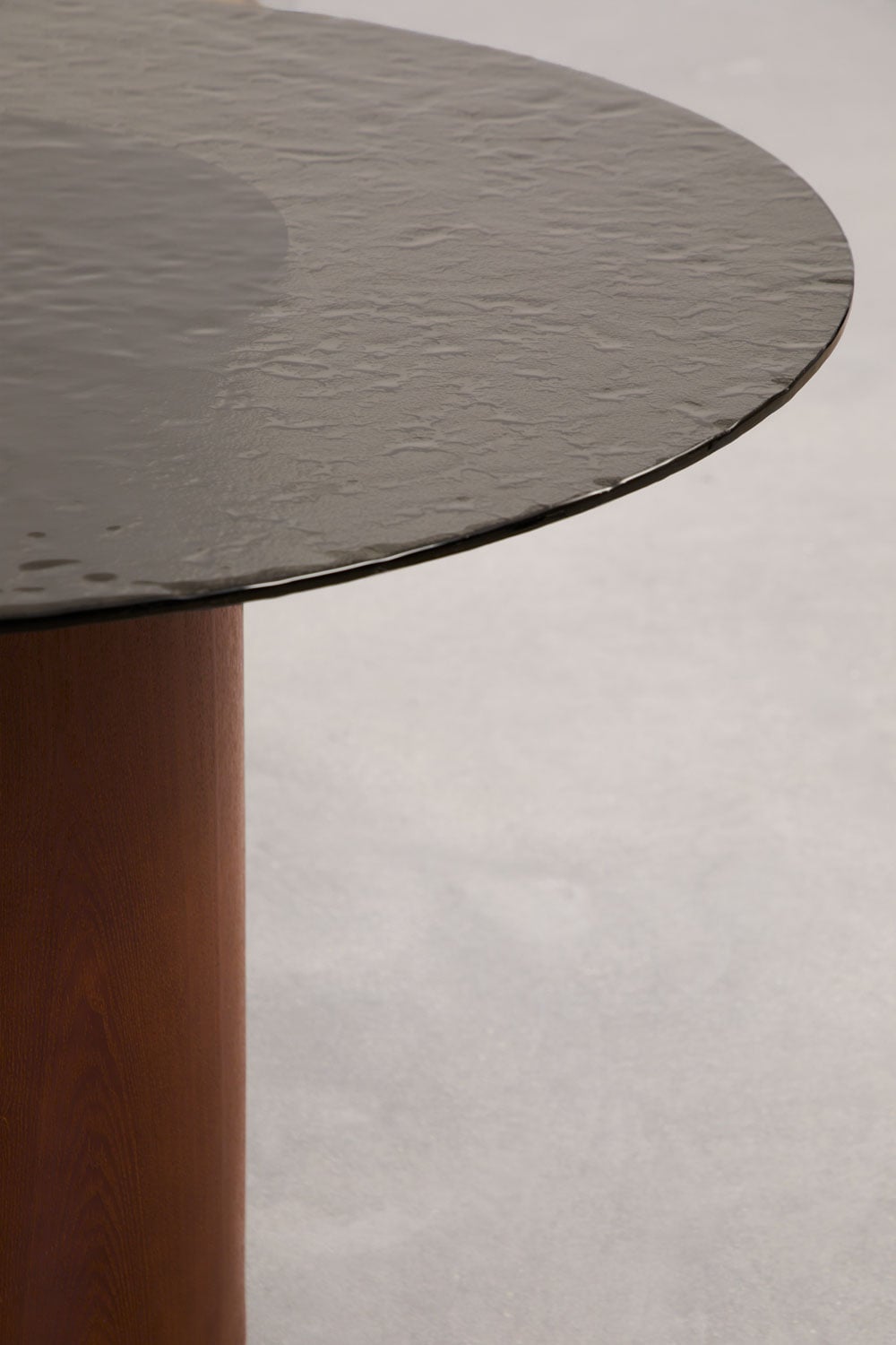 Round dining table Ø120 cm in tempered glass and MDF Asgri, gallery image 2