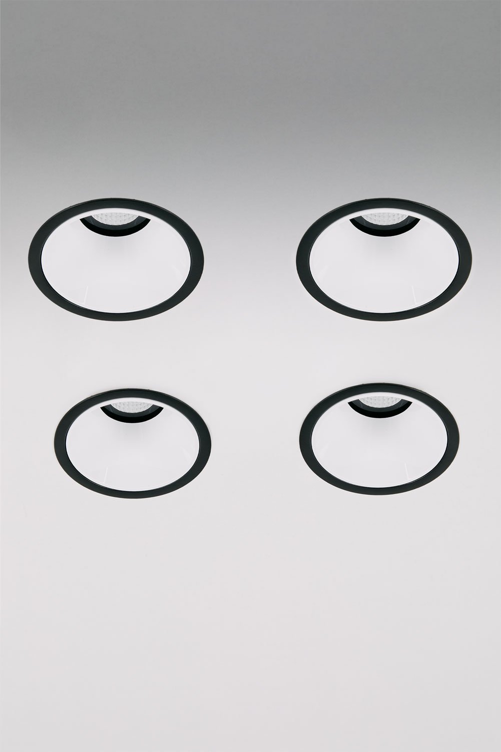 Pack of 4 recessed LED downlights with round frames Ø8 cm in Luisiana aluminum, imagen de galeria 1