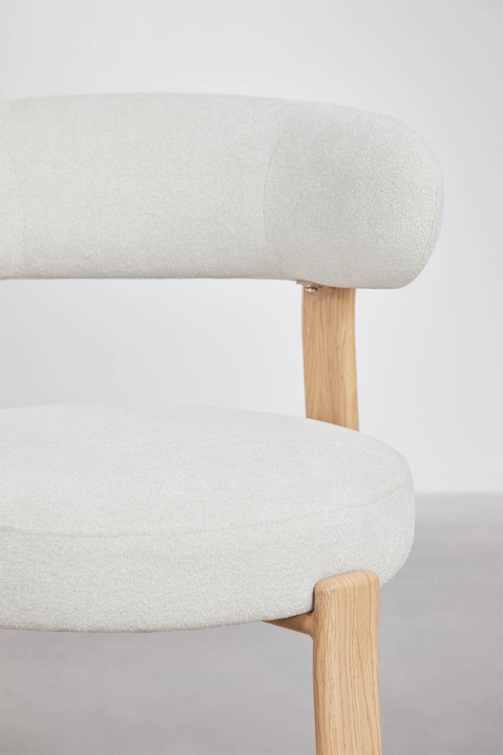 Pack of 2 high stools with chenille fabric backrest and iron Jolie, gallery image 4