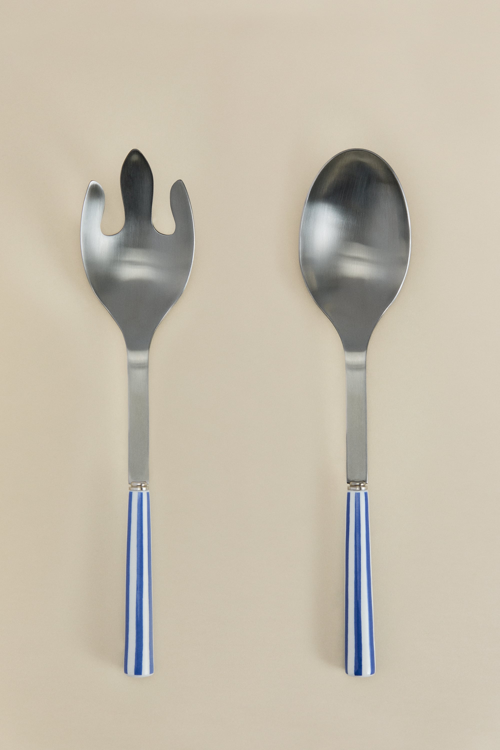 Set of 2 salad servers in stainless steel and ceramic Ireli, gallery image 1