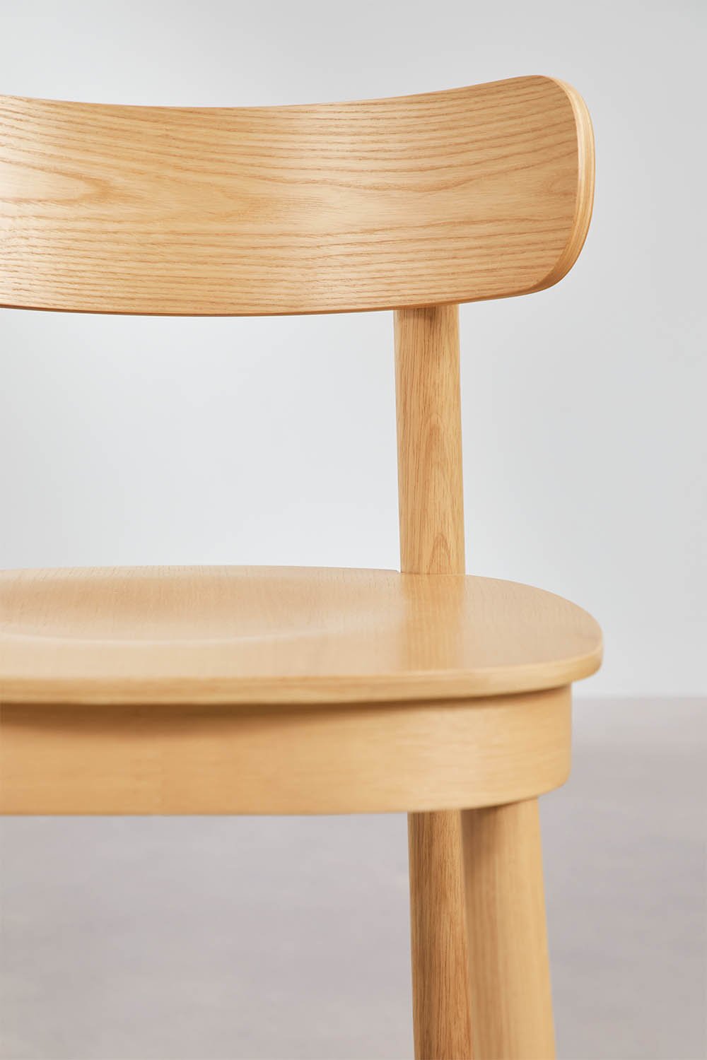 Tall wooden stool Taleri, gallery image 4