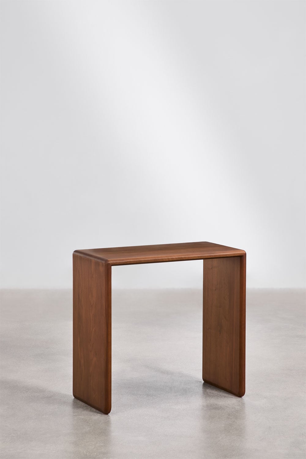 Treveris wooden desk, gallery image 1