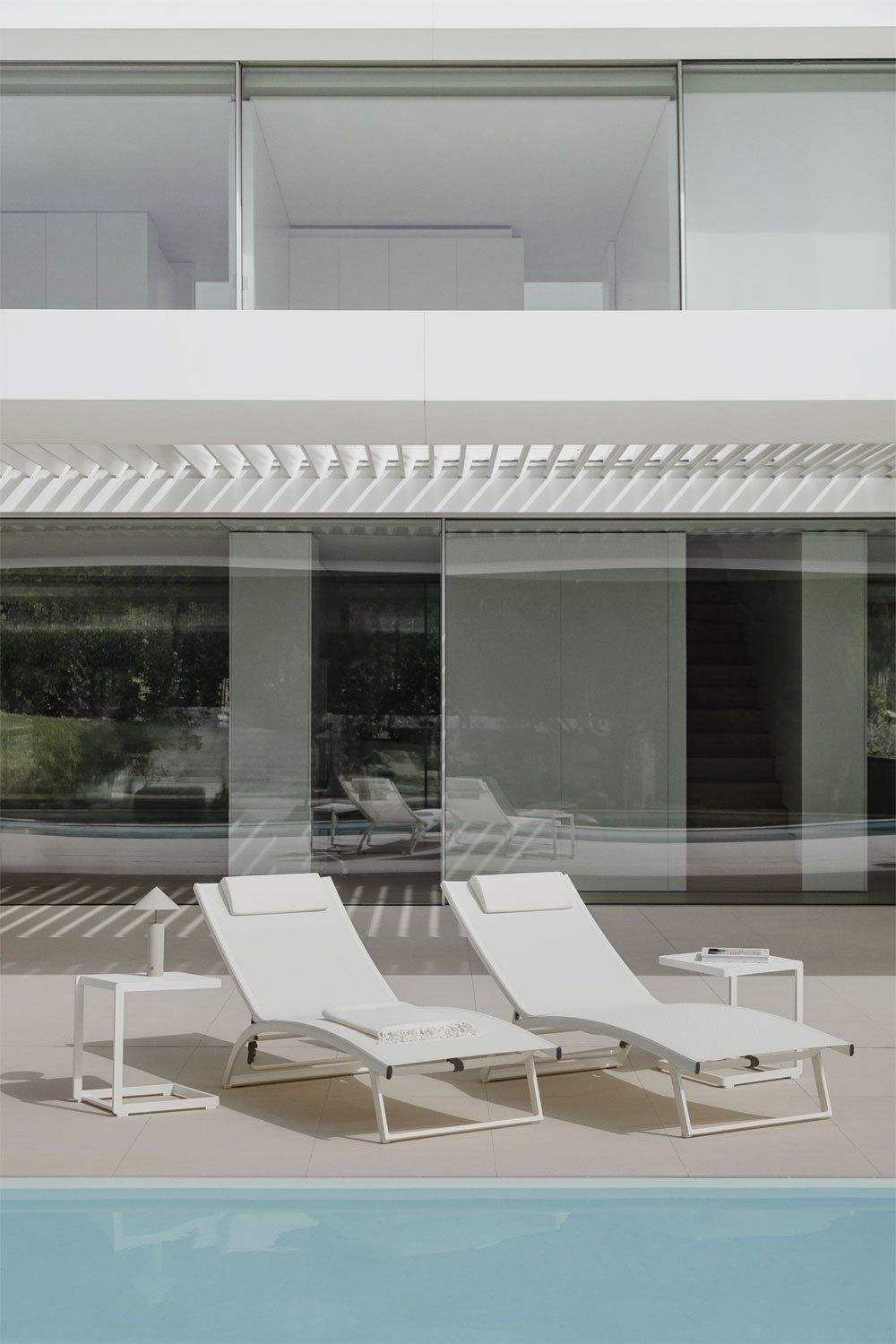 Pack of 2 reclining aluminum sun loungers with Dulem cushion, gallery image 1