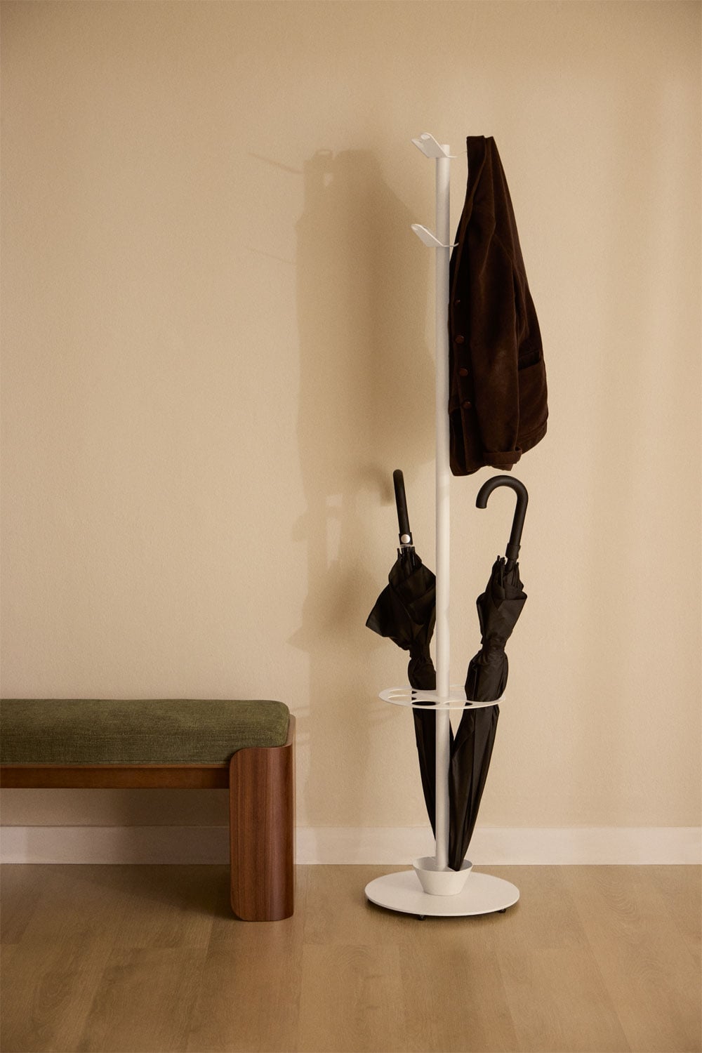 Ercilia iron standing coat rack with umbrella stand, gallery image 1