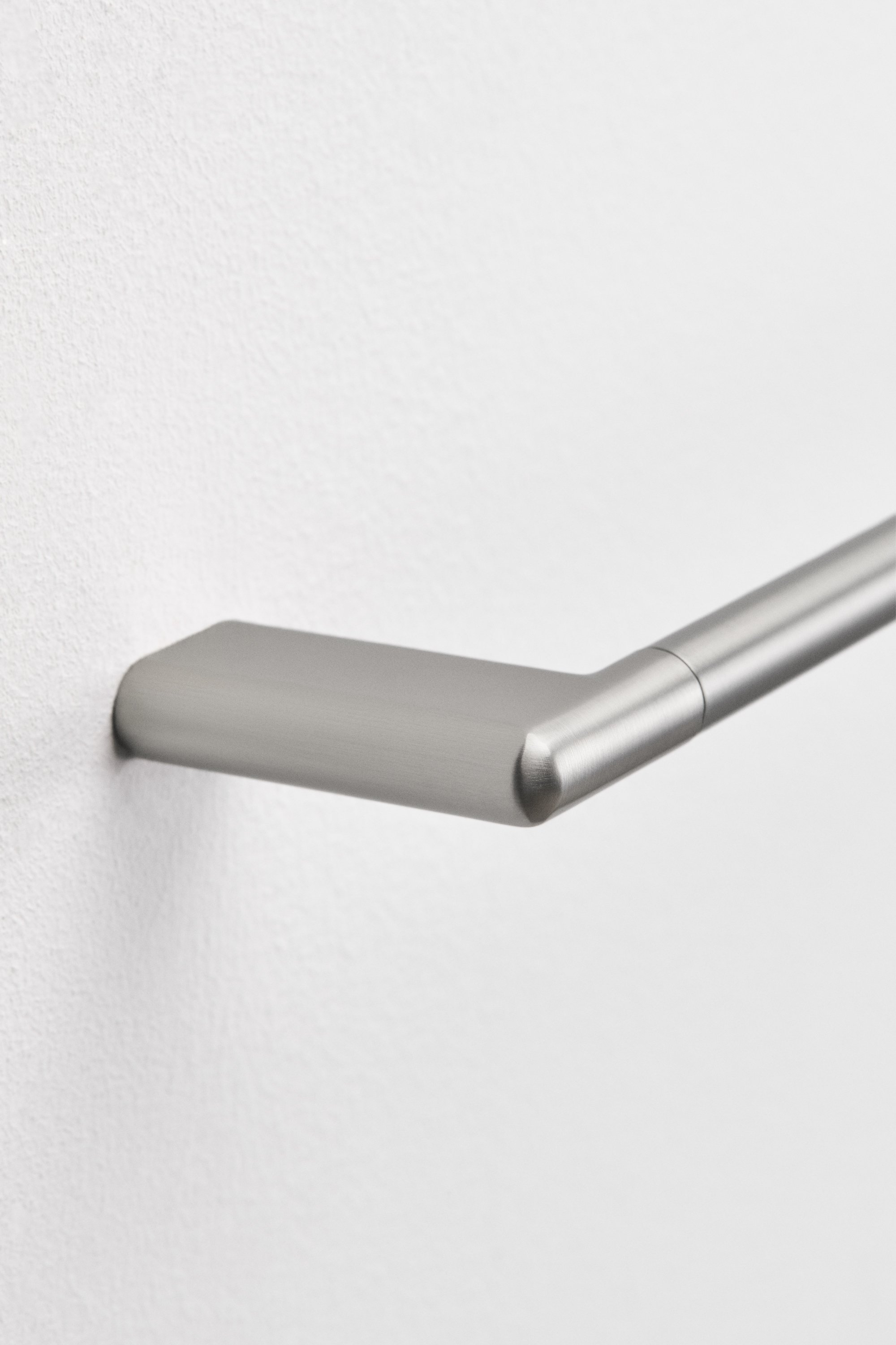 Wall-mounted towel rail with bar 60 cm for bathroom in stainless steel Rovent, gallery image 3