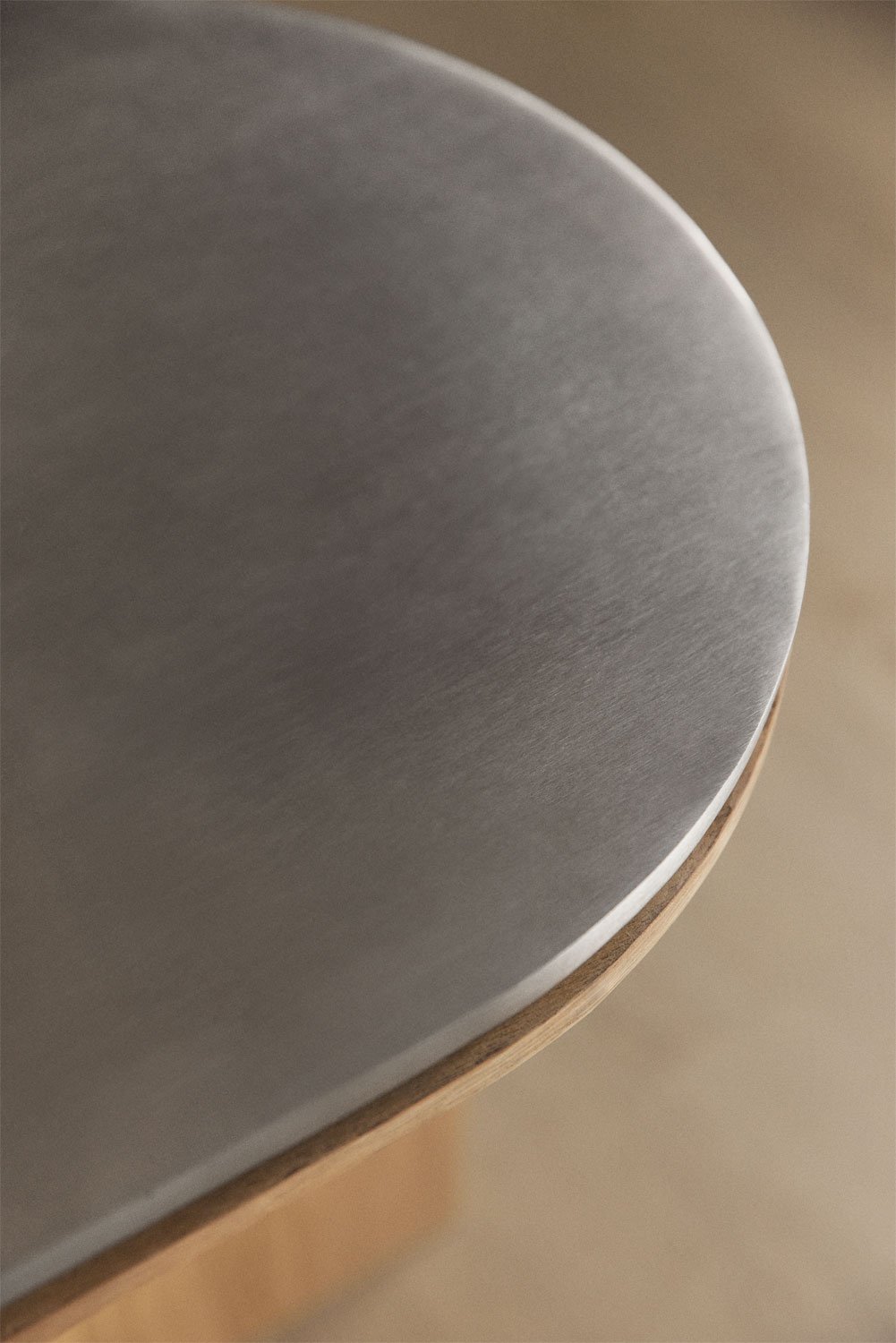 Oval coffee table 120x70 cm in oak veneer and stainless steel Lindina, gallery image 2