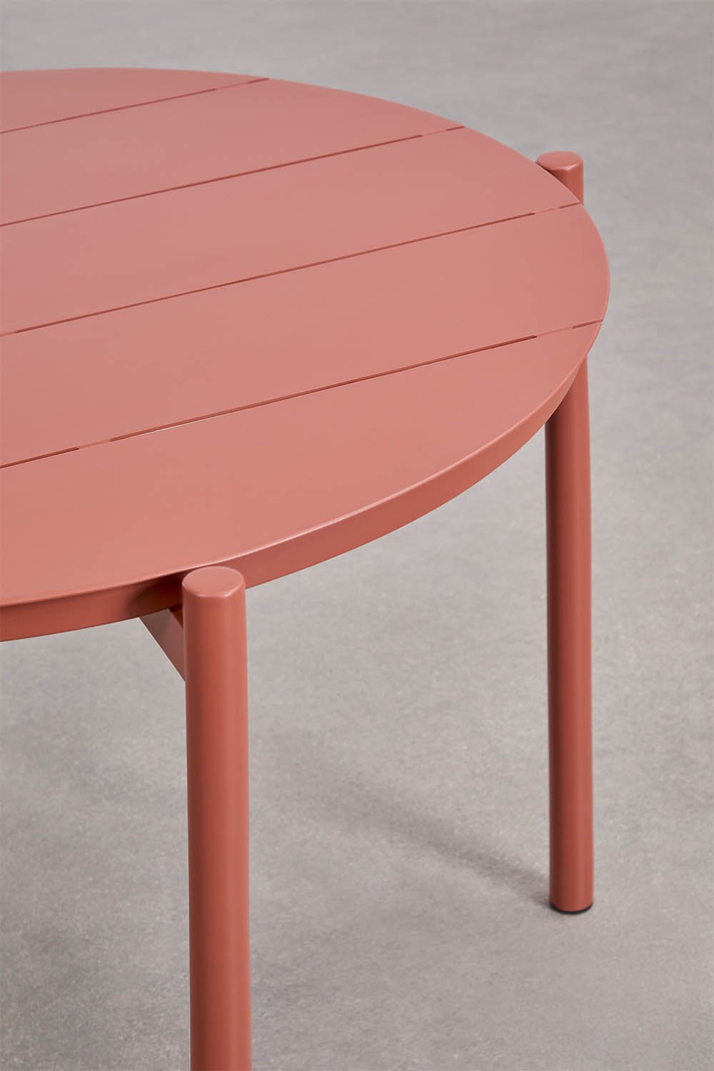 Round table set Ø110 cm in Elton aluminum and 4 stackable garden chairs in Graneli polypropylene, gallery image 4