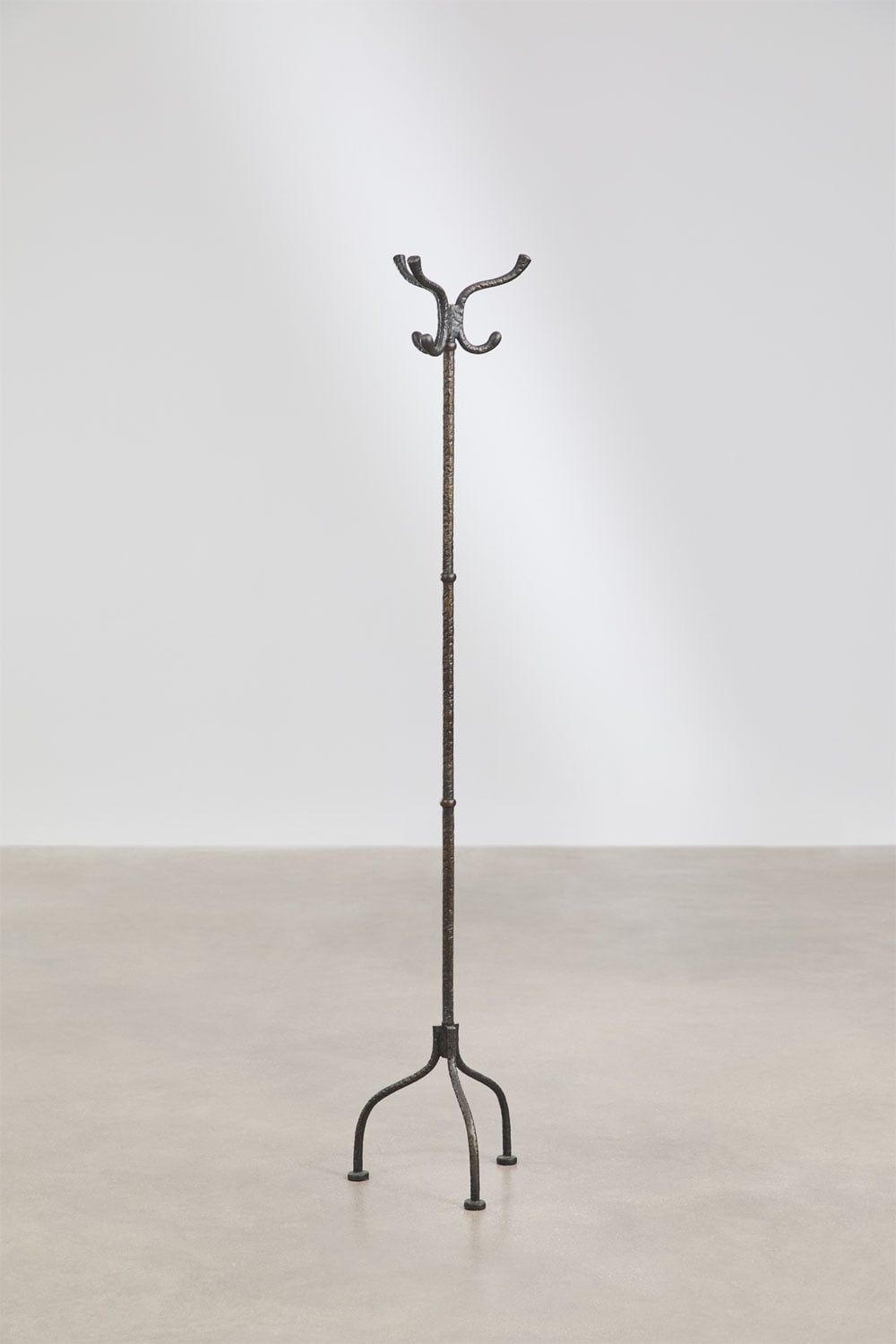 Velkry aluminum standing coat rack, gallery image 3