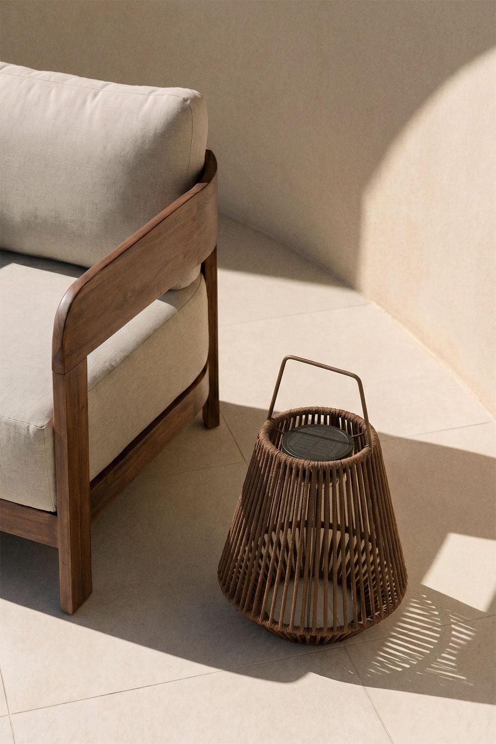 Wireless LED Solar Outdoor Table Lamp in Iron and Braided Rope Liberian, gallery image 1