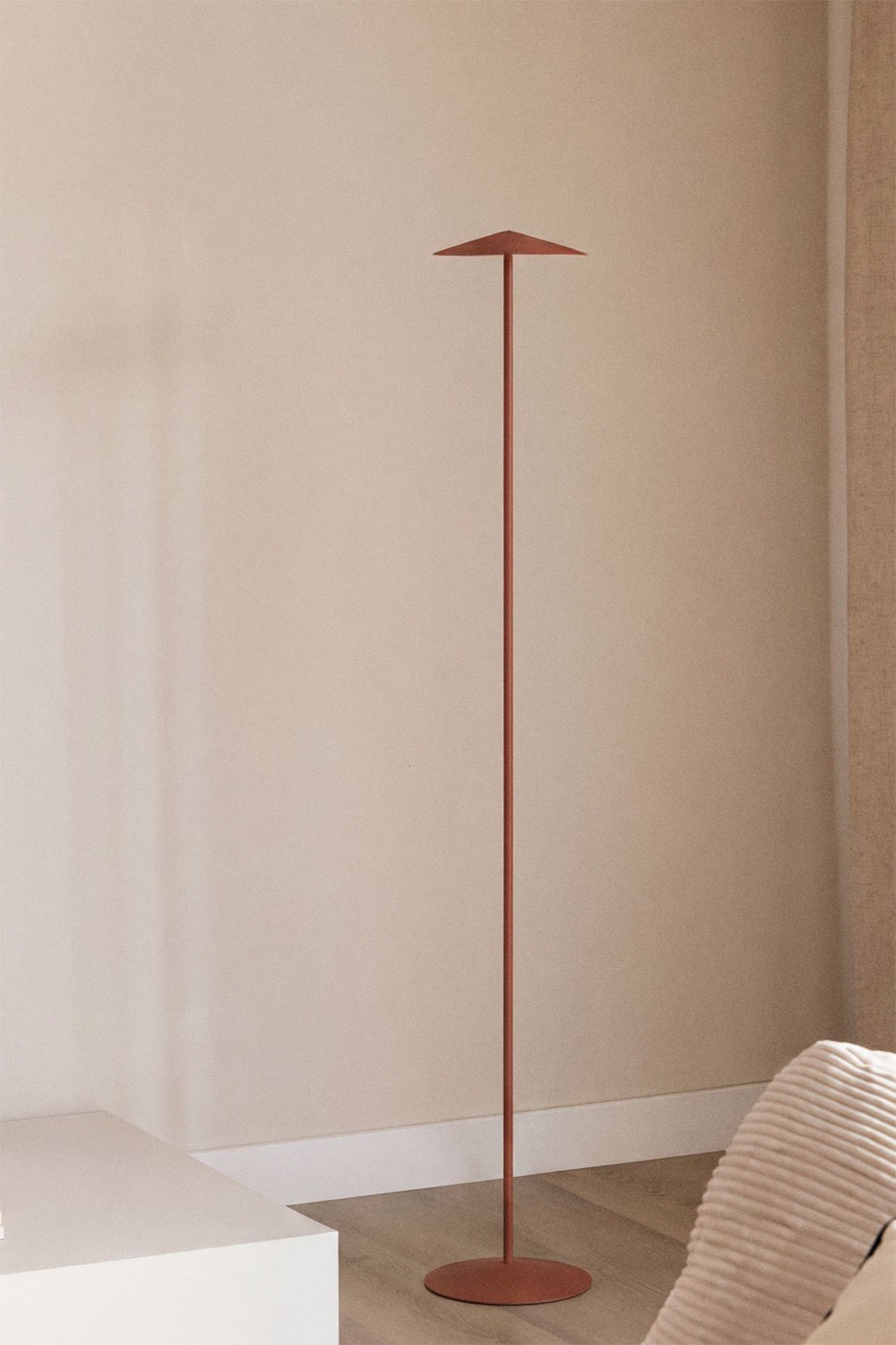 Emilein wireless LED iron floor lamp, gallery image 1