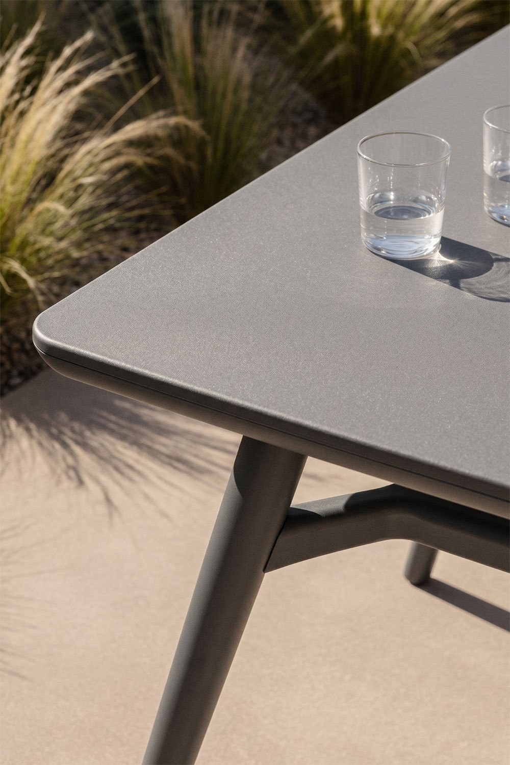 Rectangular table set 135x80 cm and 4 garden chairs in polypropylene Scand, gallery image 2