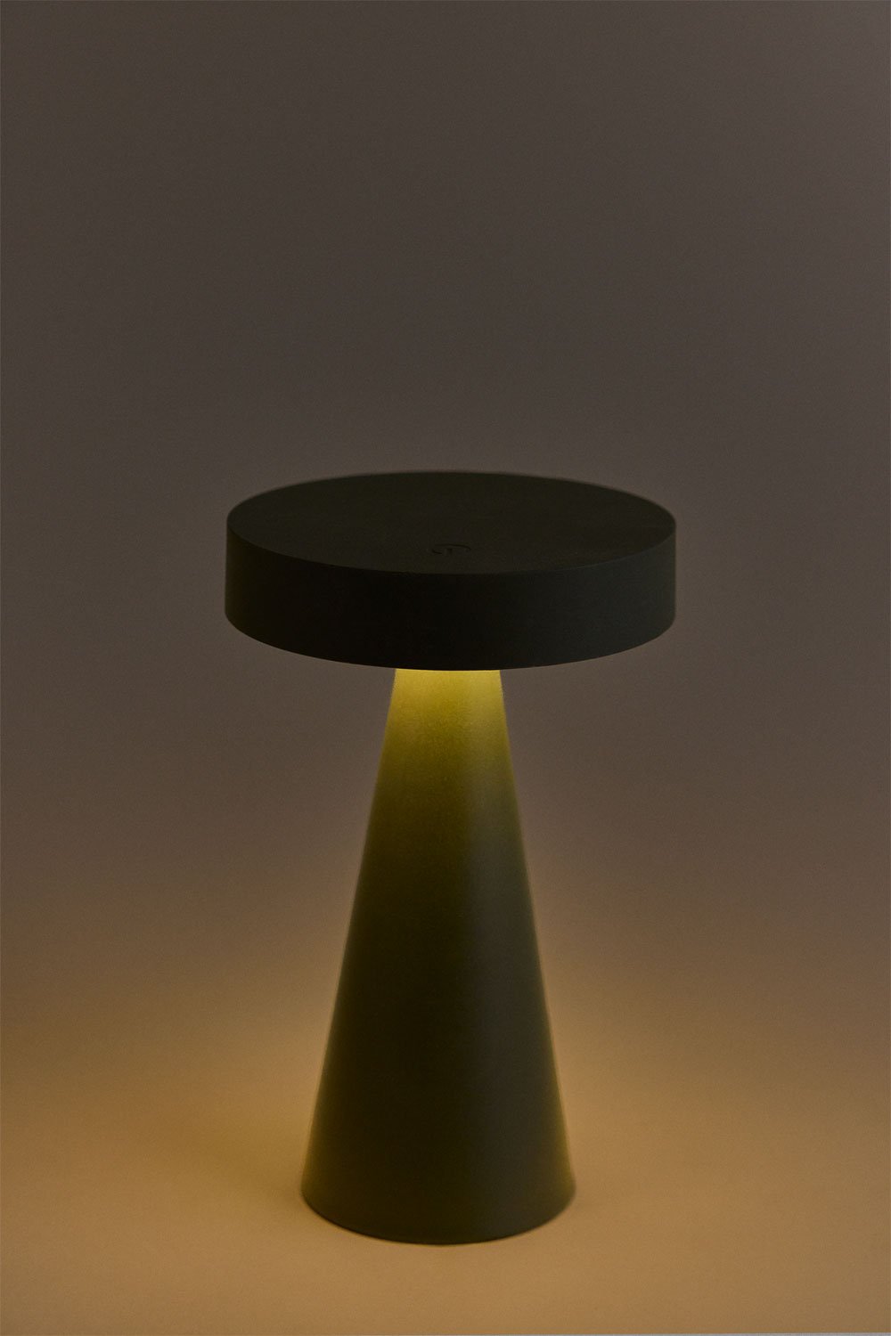 Wireless LED Outdoor Table Lamp in Iron Catinca, gallery image 4