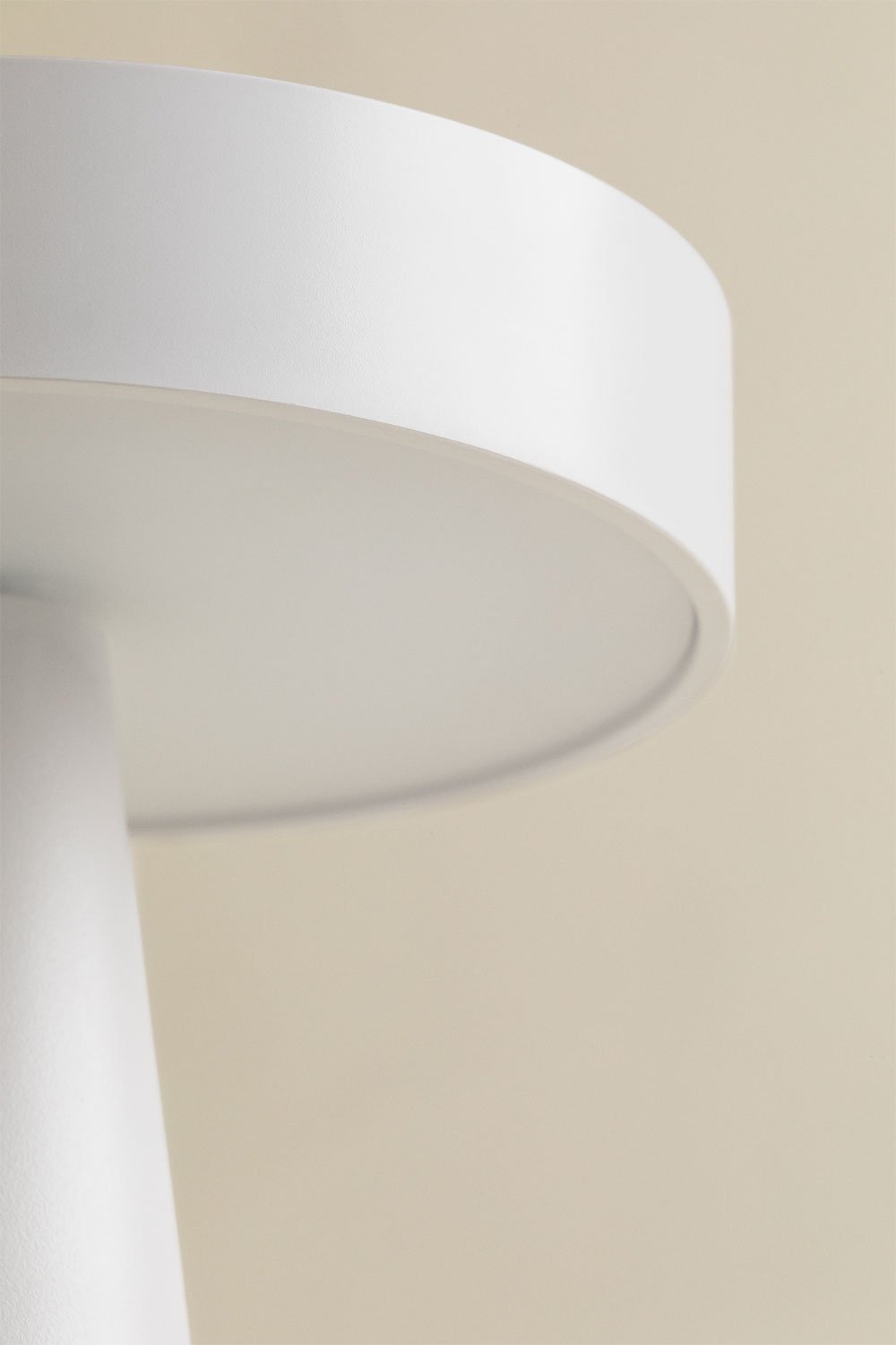 Wireless LED table lamp in iron Catinca, gallery image 5