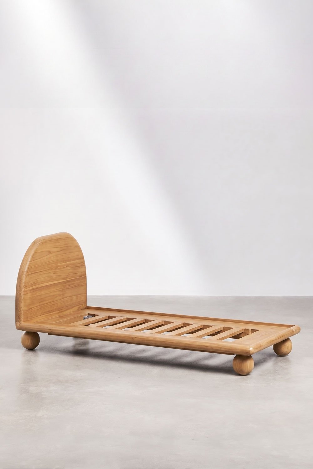 Bicheno mango wood bed, gallery image 3